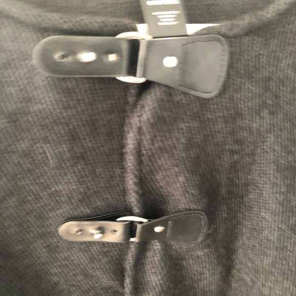 Wrap - Picture 3 of 3